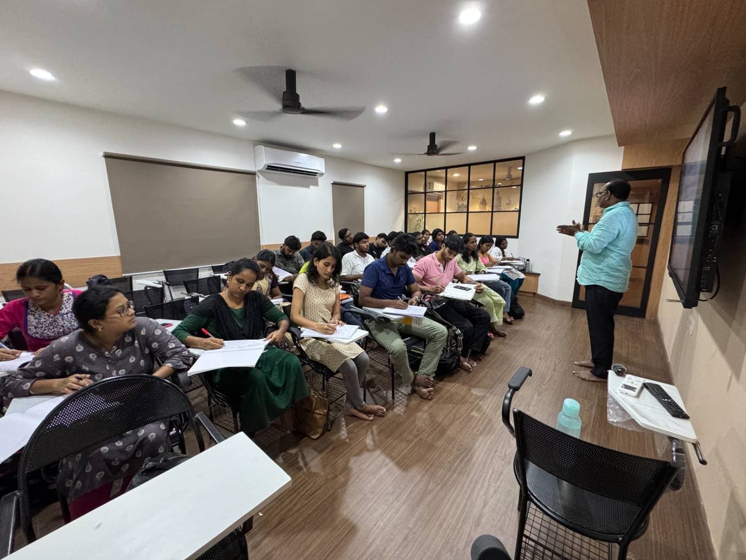 A VLS Law Academy training session in progress